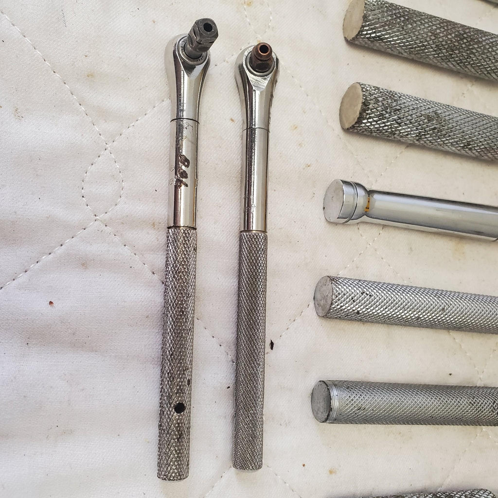Lot of Assorted Ratcheting Socket Wrenches LOT 550