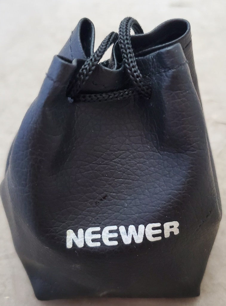 NEEWER Digital High Definition 0.45x Super Wide Angle Lense with Macro