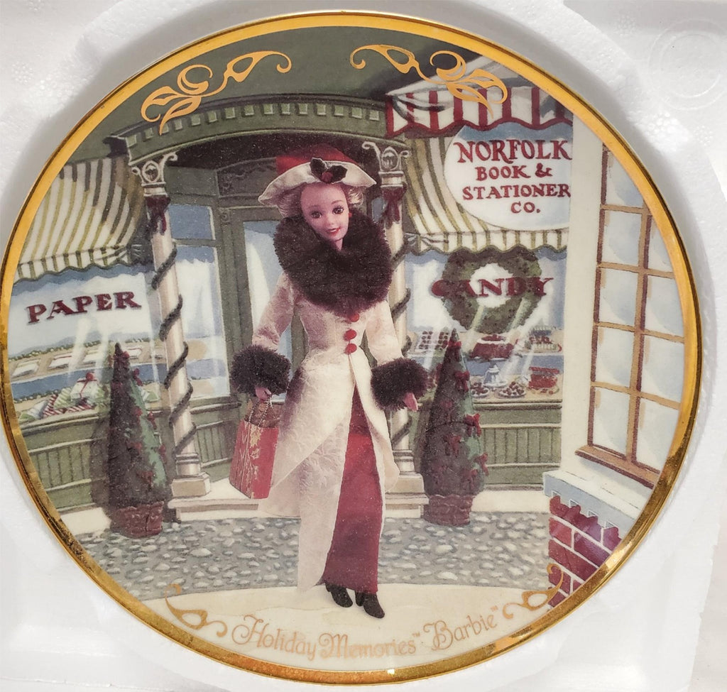 Barbie 1997 - Holiday Memories Barbie Plate - Victorian Christmas Collection