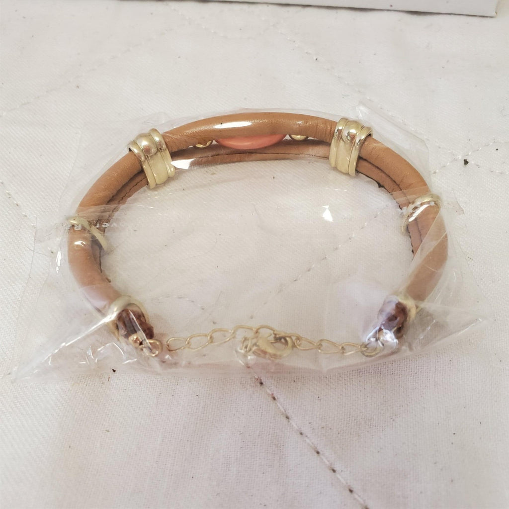 Lot of 26 Crystal Cabochon Mixed Metal Beige Leather Bracelet LOT-2