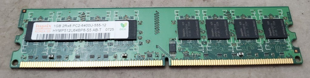 One Hynix 1GB 2Rx8 PC2-6400U-555-12 Korea 05 HYMP512U64BP8-S5- AB-T
