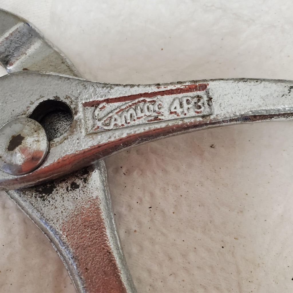 Lot of 4 Assorted Tinner Snips Scissors & Pliers LOT-315