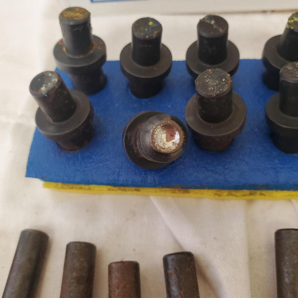 Lot of Rivet Set 5/32" & other Universal Straight for Shank Rivet Gun LOT 460