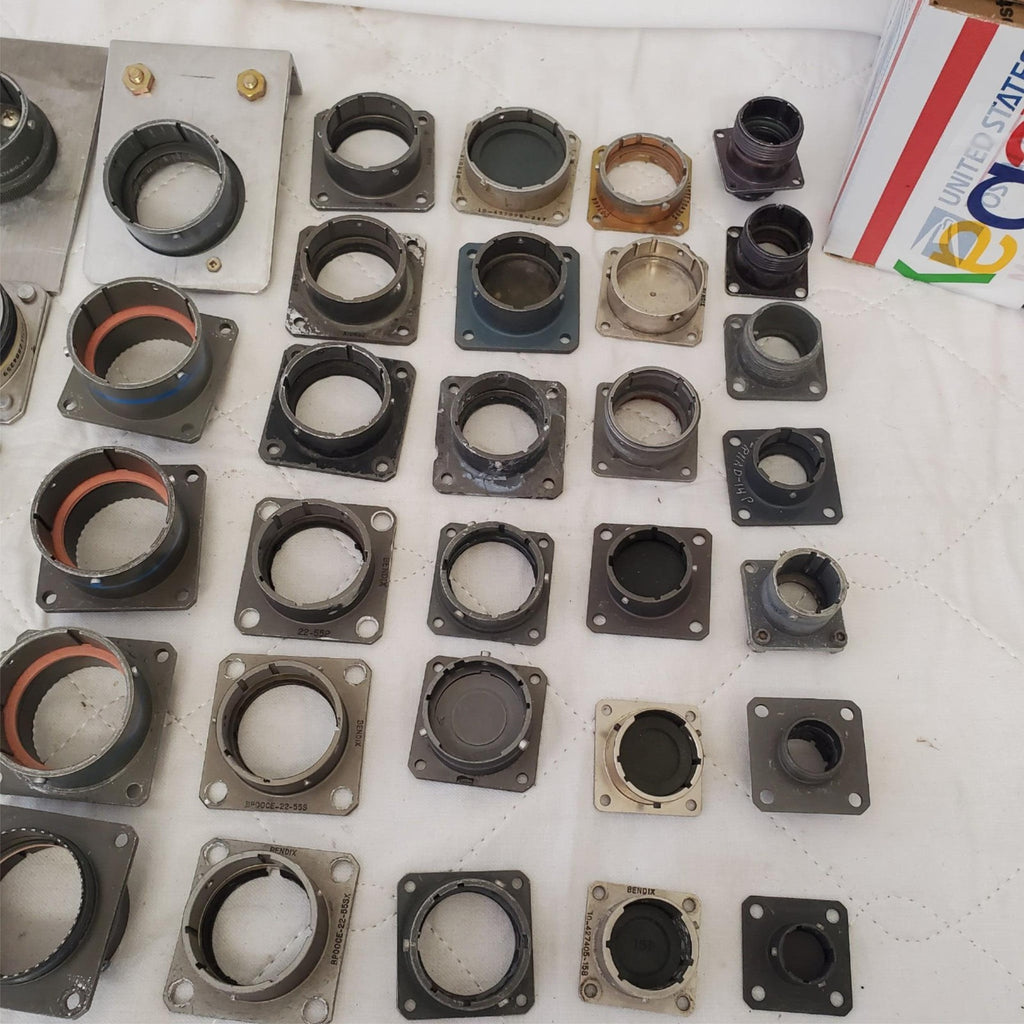 Lot of Cylinder Pipe Muffler Connector LOT 633