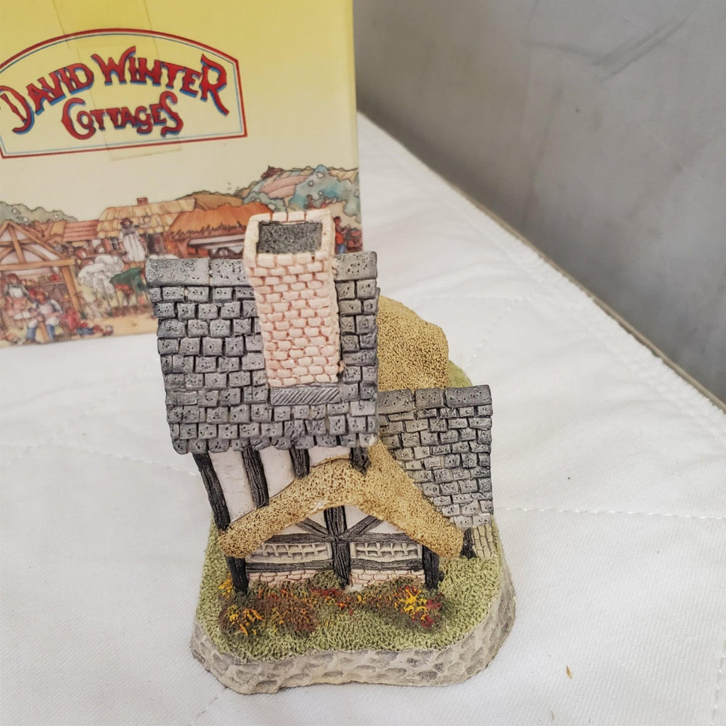 Lot of 3 David Winter Sussex Cottage Figurine w/Box