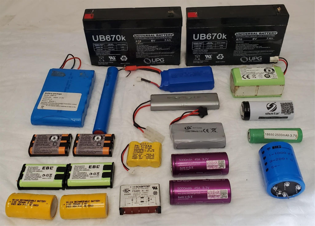 Lot of Various type of NiMH NiCD Universal Battery Package & Aluminium Capacitor