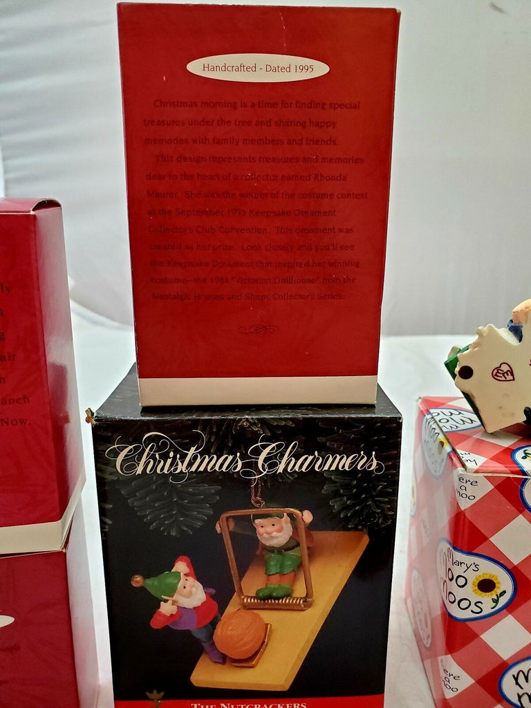 Vintage Lot Hallmark Keepsake Club pop Kittens, Nutcracker Christmas Ornaments