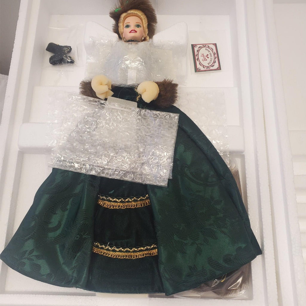 Barbie 1996 - Holiday Caroler Doll - Porcelain Barbie Collection
