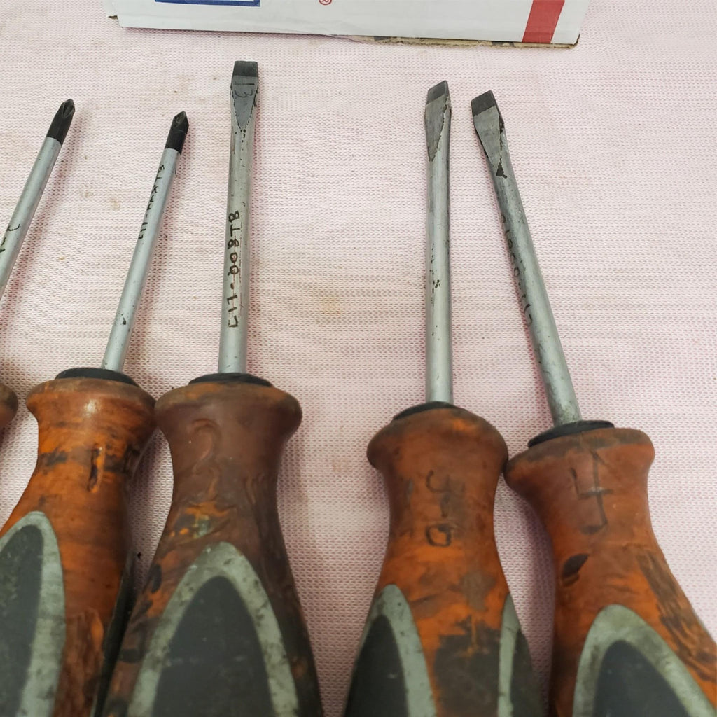 Lot of 5 Witte Flat Head & Phillips Head Screwdrivers LOT-933