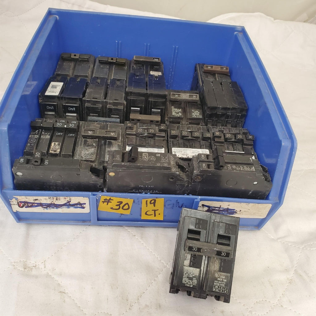 Large Lot of 19 Used Circuit Breakers Assorted #30