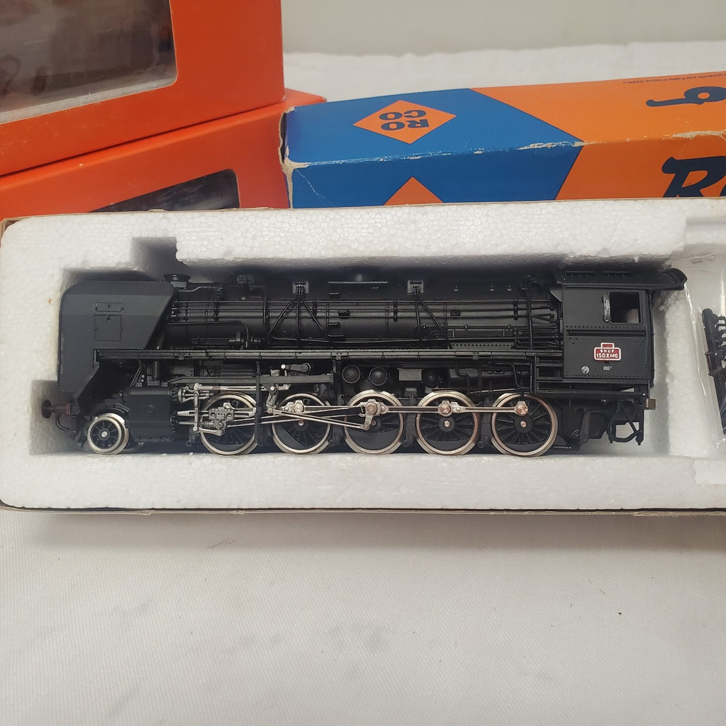Roco International HO 04126, 43375, 43719, 43758, & 44028 Train Set