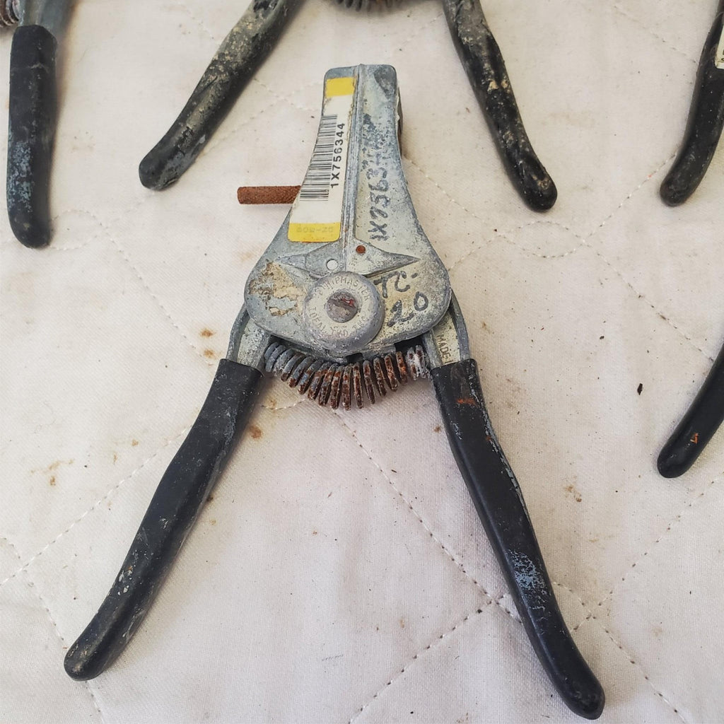 Lot of Assorted Various IDEAL Industries Stripmaster Wire Strippers LOT 552
