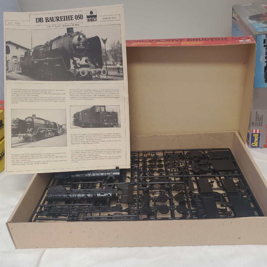 Lot of 4 ESCI & Revel 2162 1/87 Schnellzug-Lokomotive Baureihe Plastic Model kit