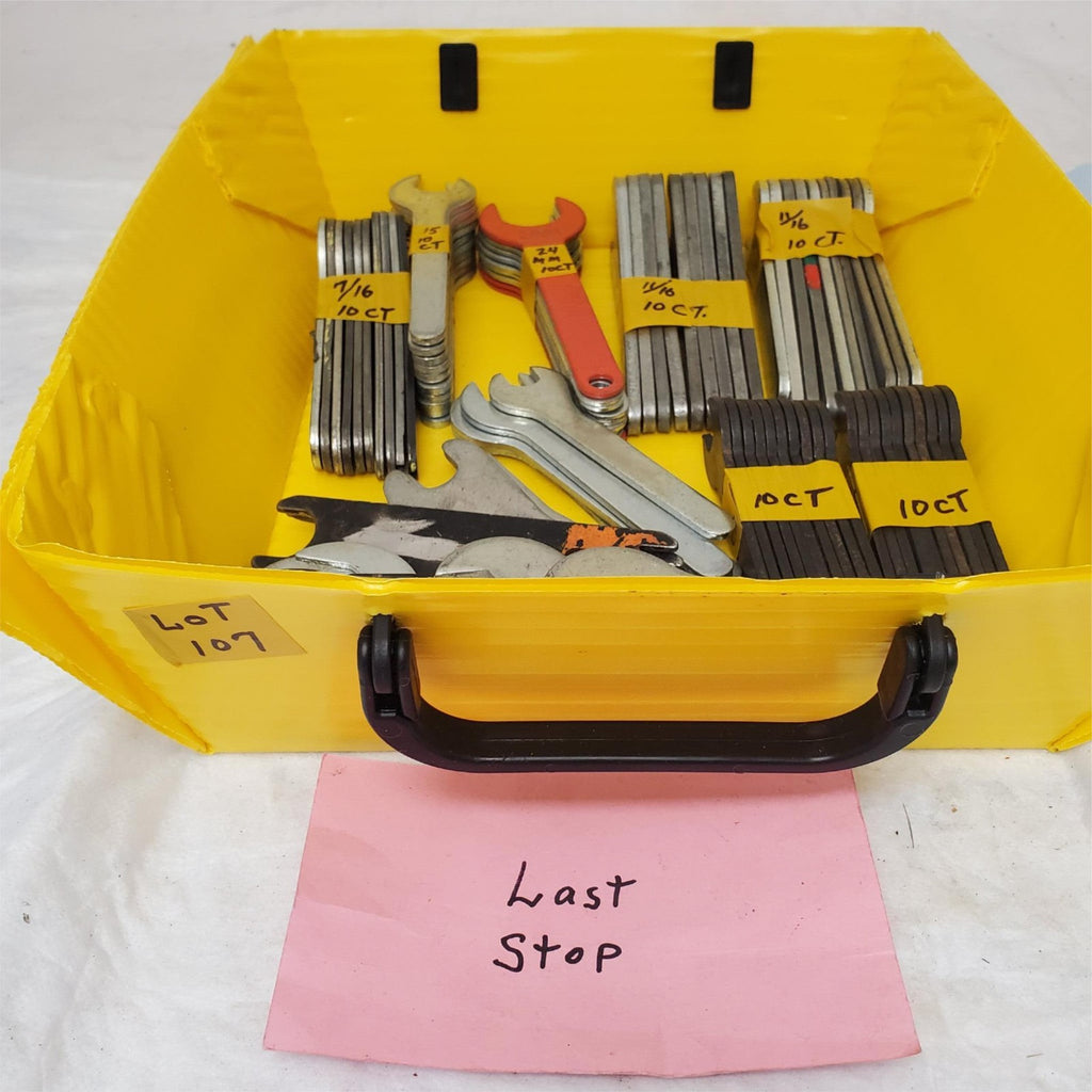 Combination Wrenches & Key Set in Different Sizes Lot 107