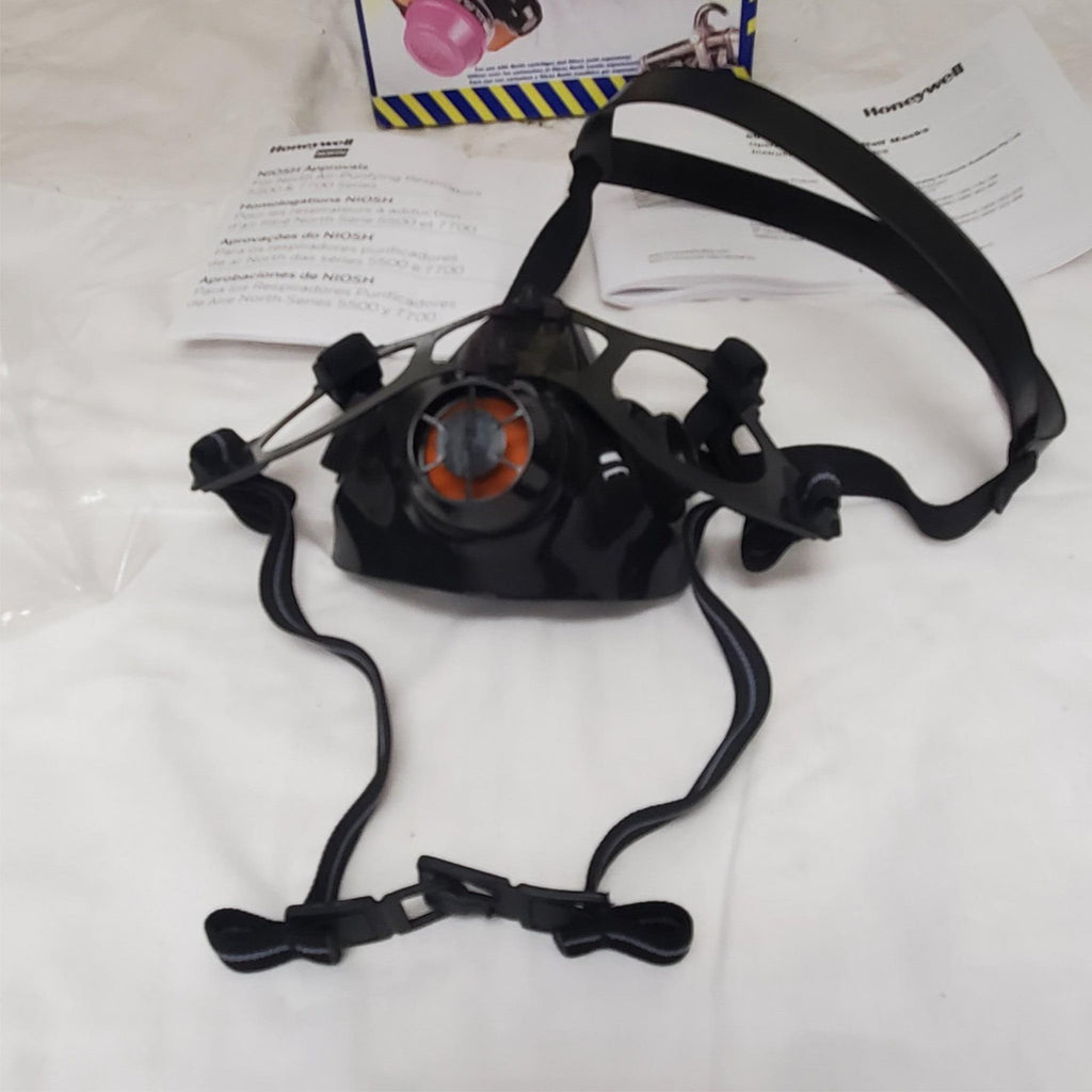 North Safety 7700-Series Respirator Silicone Half Mask 770030 Medium