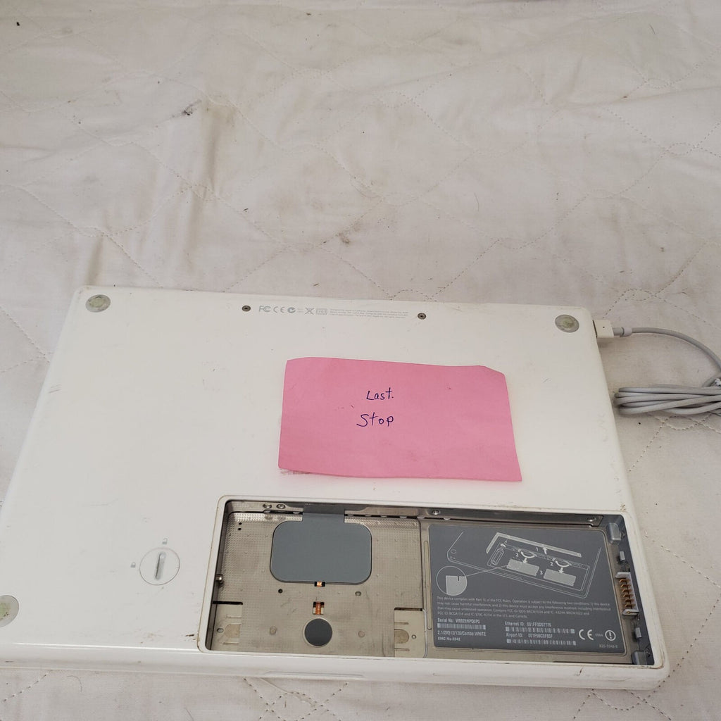 Used Apple Macbook Laptop Model A1181