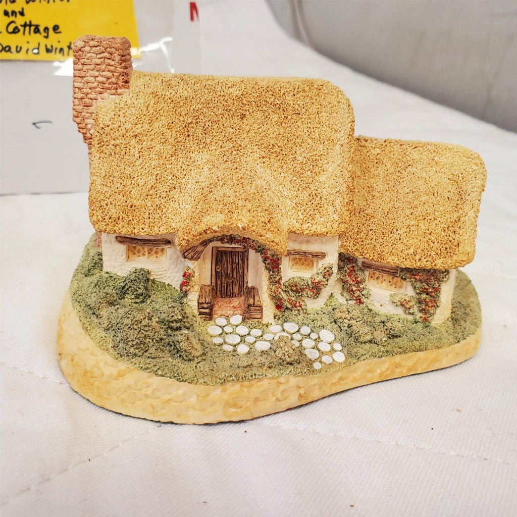 David Winter's The Village Shop Cottage & Rose Cottage