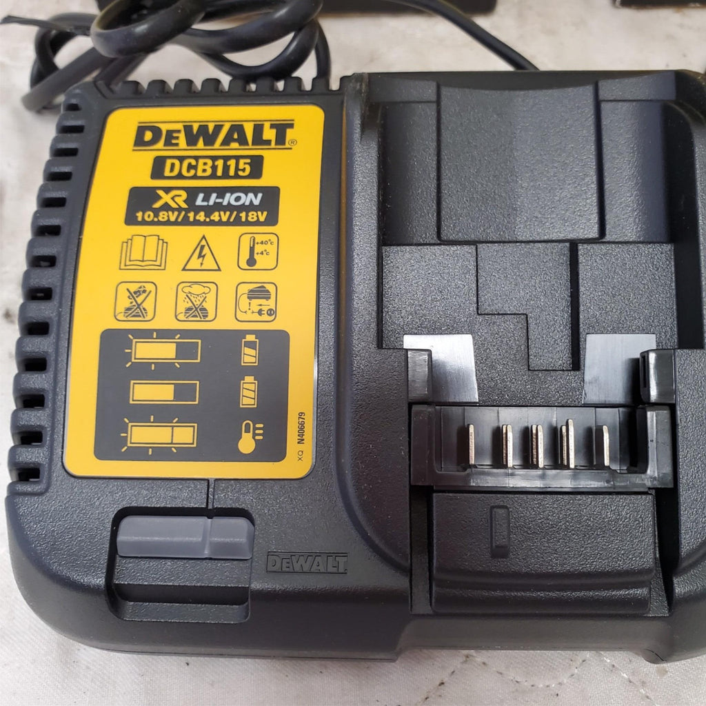 Lot of DEWALT DCB115 12-Volt to 20-Volt Lithium-Ion Battery Charger LOT 391