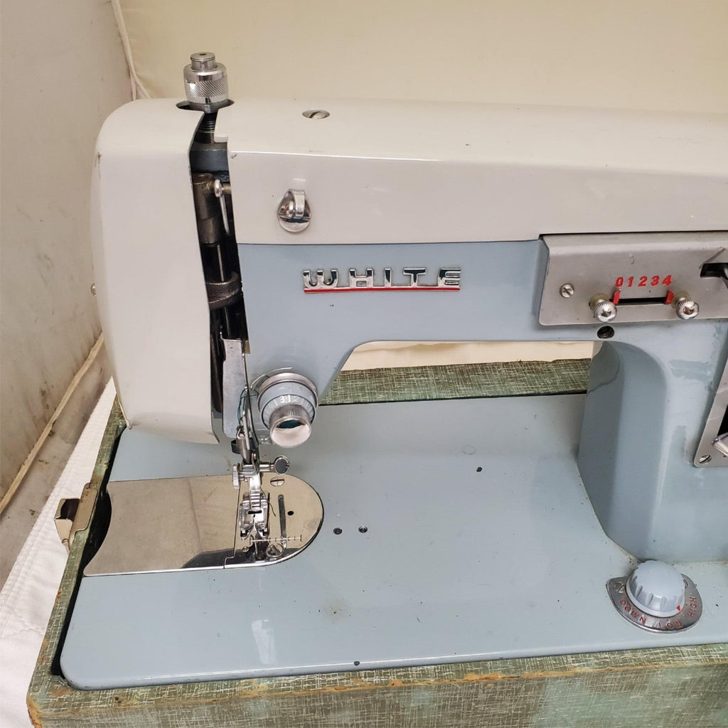 Vintage White Zig Zag Sewing Machine