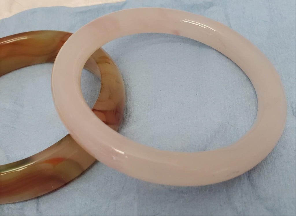 Set of 2 Natural Agate Carnelian & White Moonlight bangle