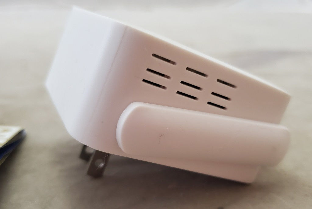 2.4Ghz WiFi Repeater Long Range Extender 300M Wireless Booster Signal Amplifier