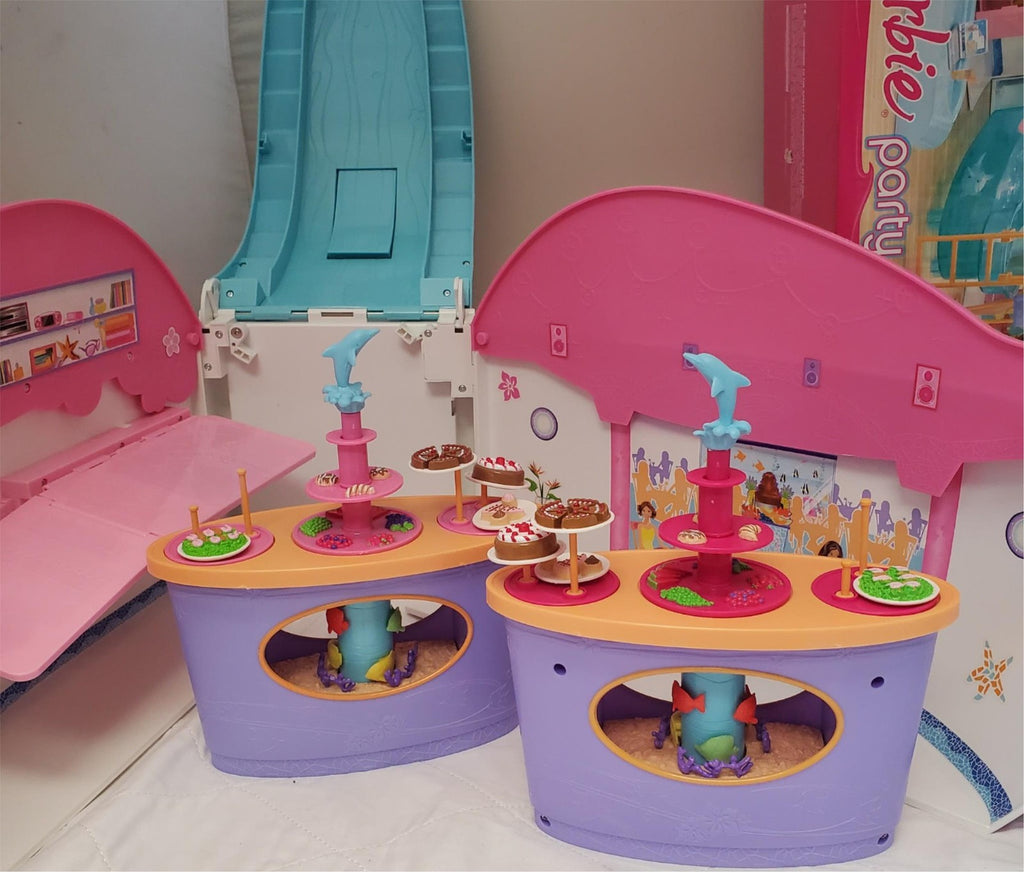 Mattel S.S. BARBIE Party Cruise Ship 2010 With Accessories Playset