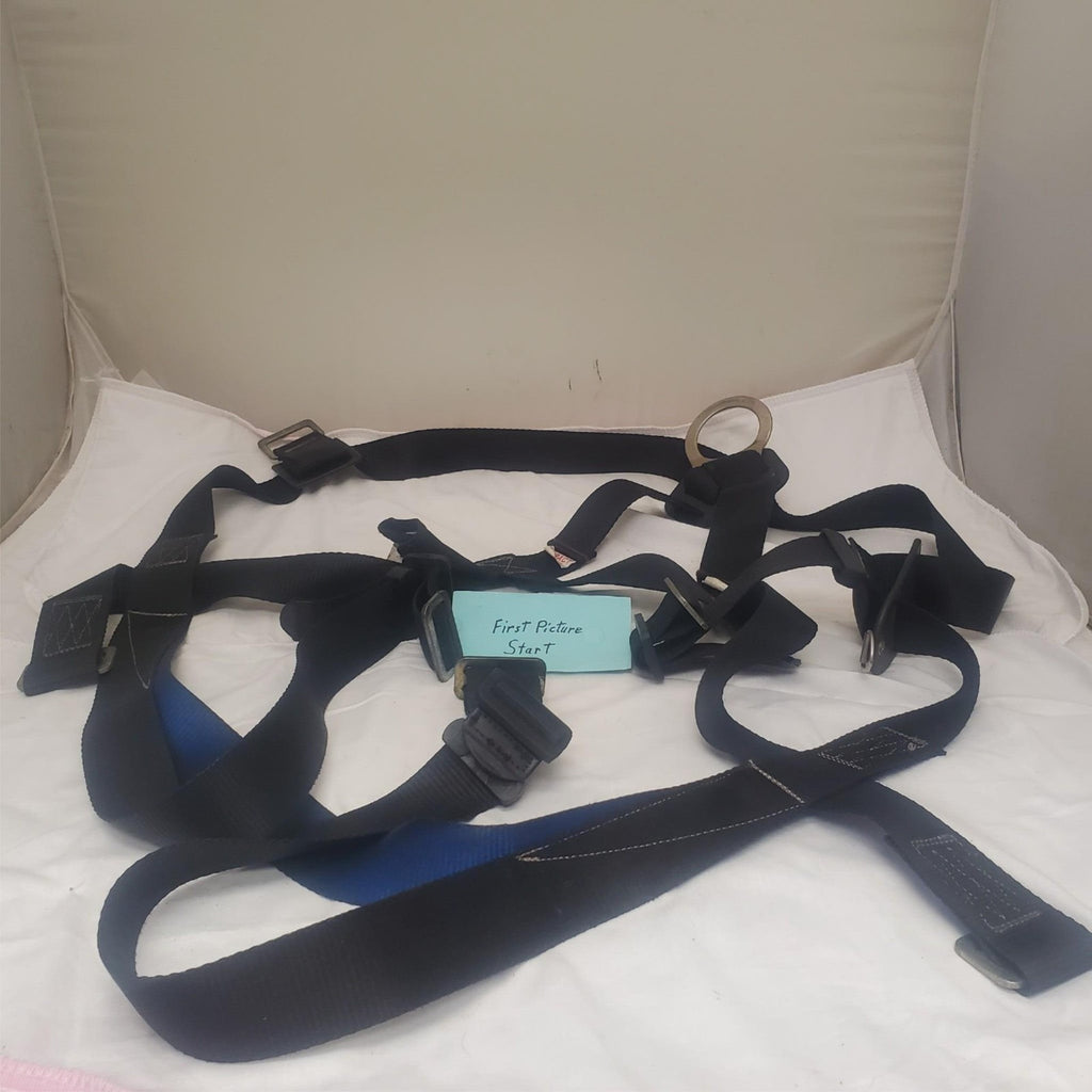 FallTech 7007 425 lbs Capacity Safety Harness with D Ring