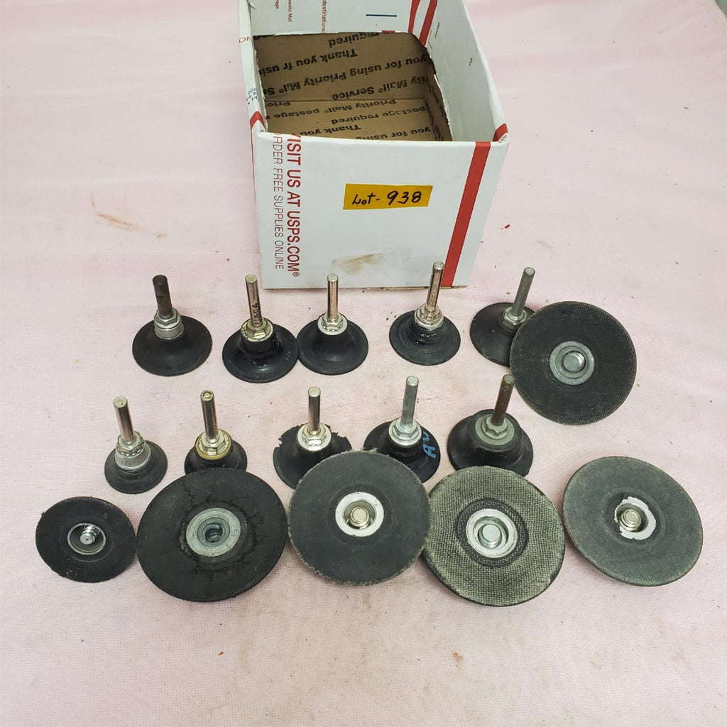 Lot of 16 Roll Lock Mandrel Sanding Disc Holder LOT-938