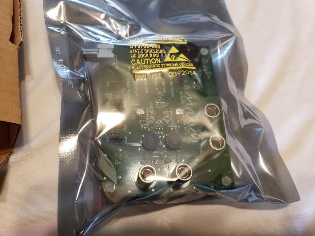 Maxim Integrated MAX9768 Evkit+ Evaluation Kit Amplifier Vol Control MG510896AAA