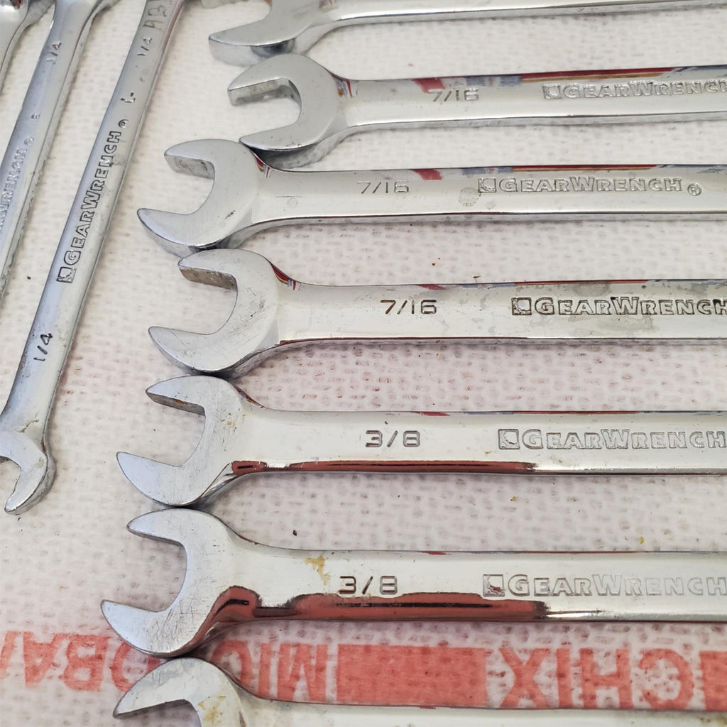 Lot of 28  Gear Wrench & Blue Point Combination Wrench Set LOT-388
