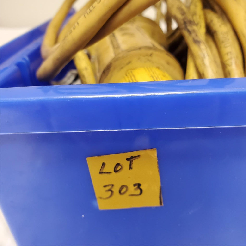 Woodhead Fluorescent 13W 120V Portable Handheld Work Light LOT-303