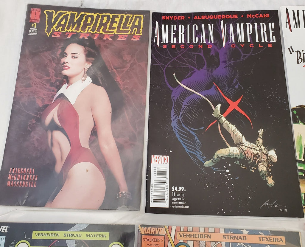 Lot of 12 Vampirella American Vampire Stalkers Lobo & Other Comic Books #14