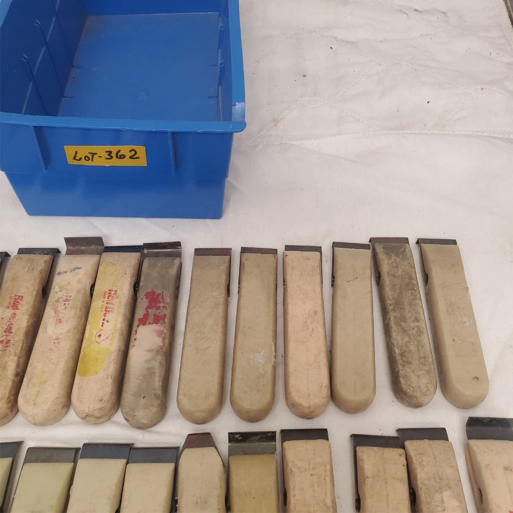 Lot of Assorted 24 Red Devil Single Edge Paint Scraper LOT-362