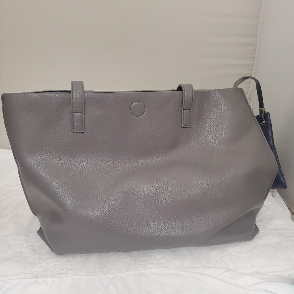 G.H. BASS & CO. Gool Grey & Navy Blue Large Tote Bag with Attached Inside Zipper