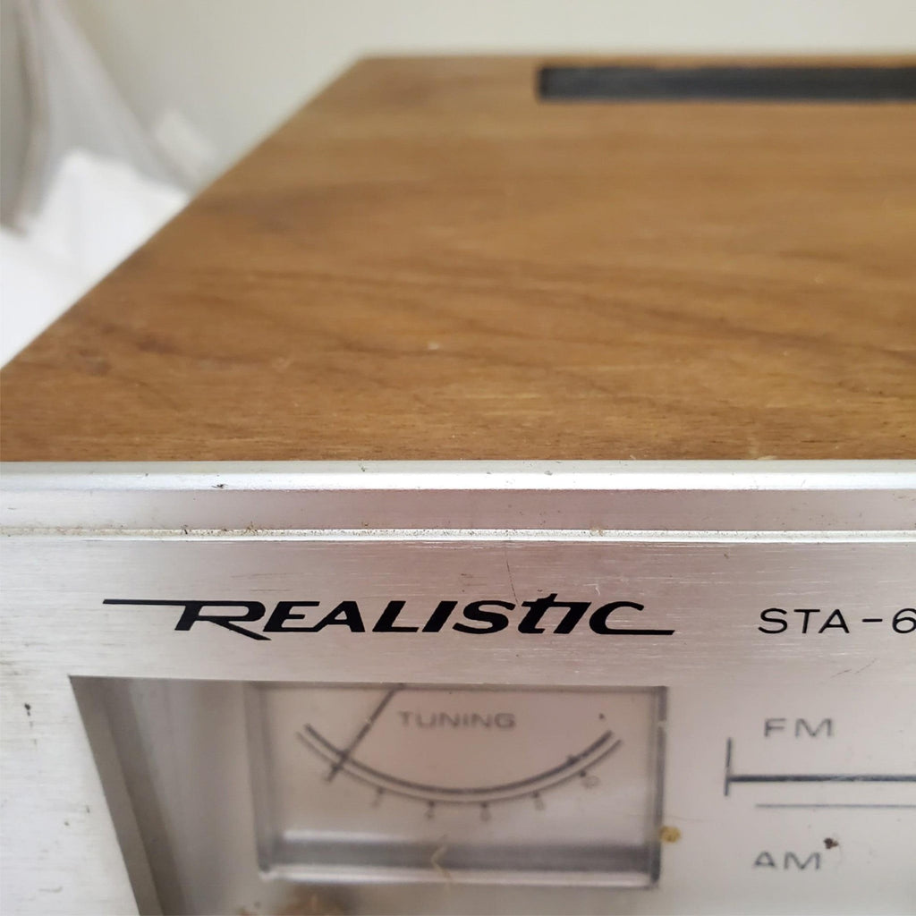 Vintage Realistic STA 64 AM FM Wood Cabinet Stereo Receiver 