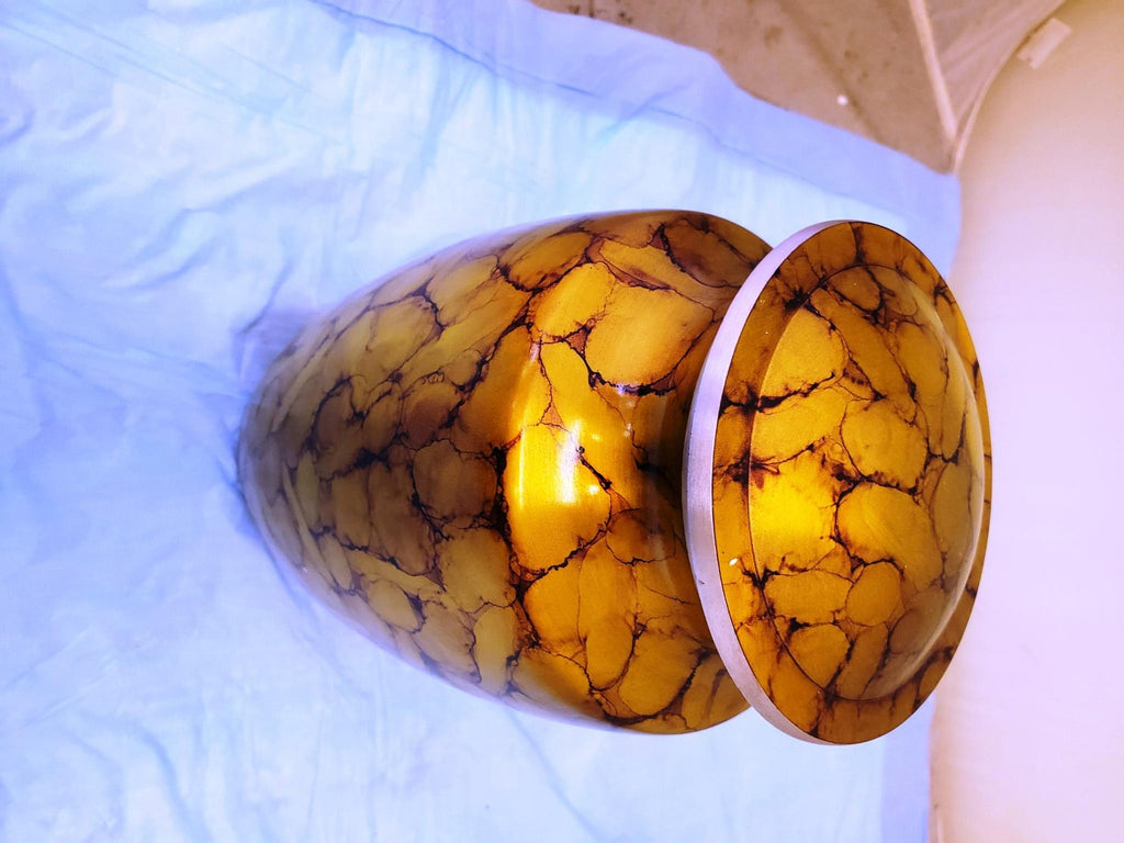 Modern Beautiful Design Handcrafted Urn for Human Ashes BAI-7678NK
