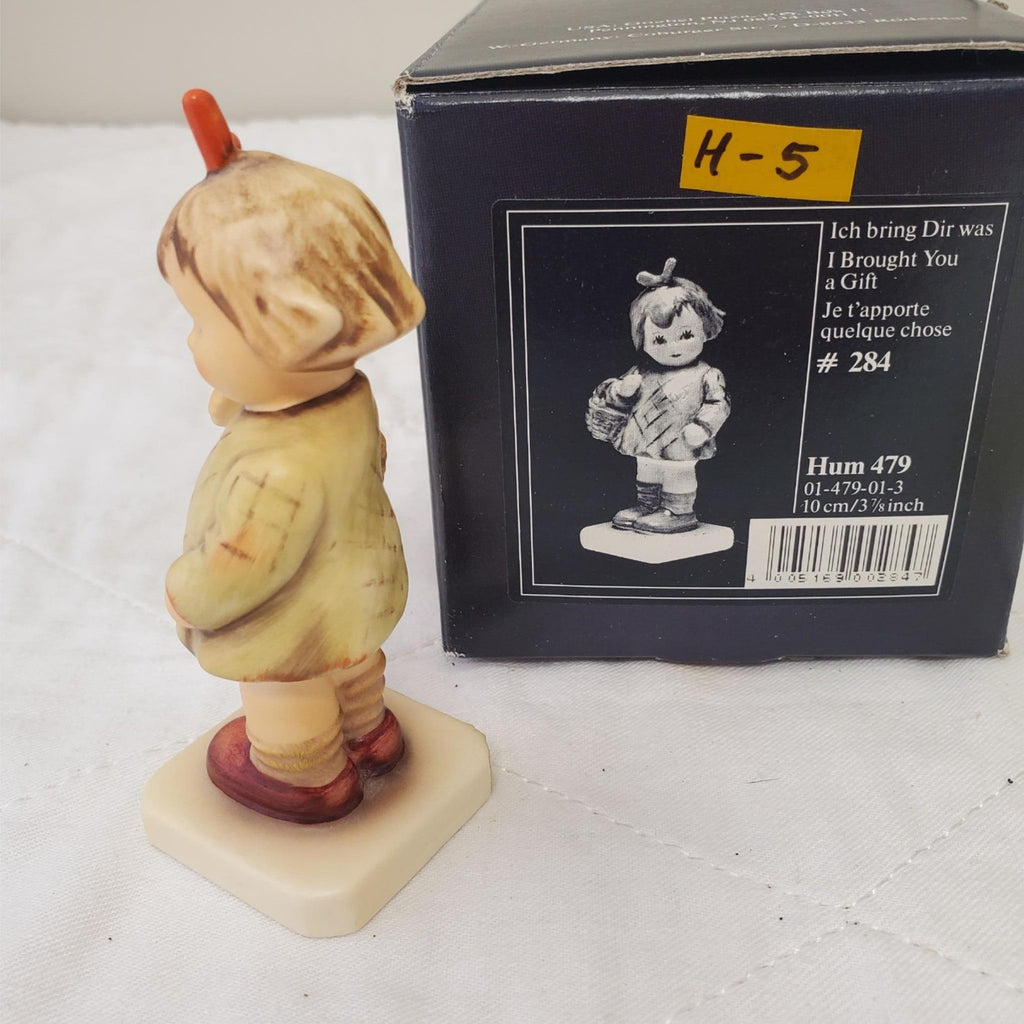 Goebel Hummel Figurine "I Brought You A Gift"  HUM 479 H-5