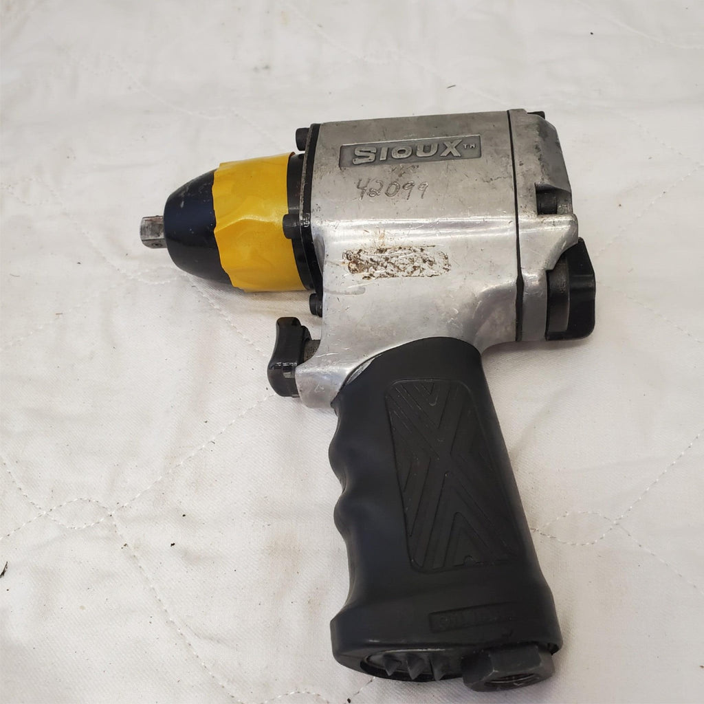  Sioux Model 5039A 3/8" Air pressure Impact wrench AM161