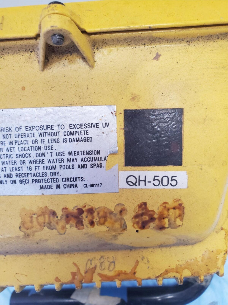 Designer's Edge Portable Halogen Work Light With Switch Orange 500 Watt L33