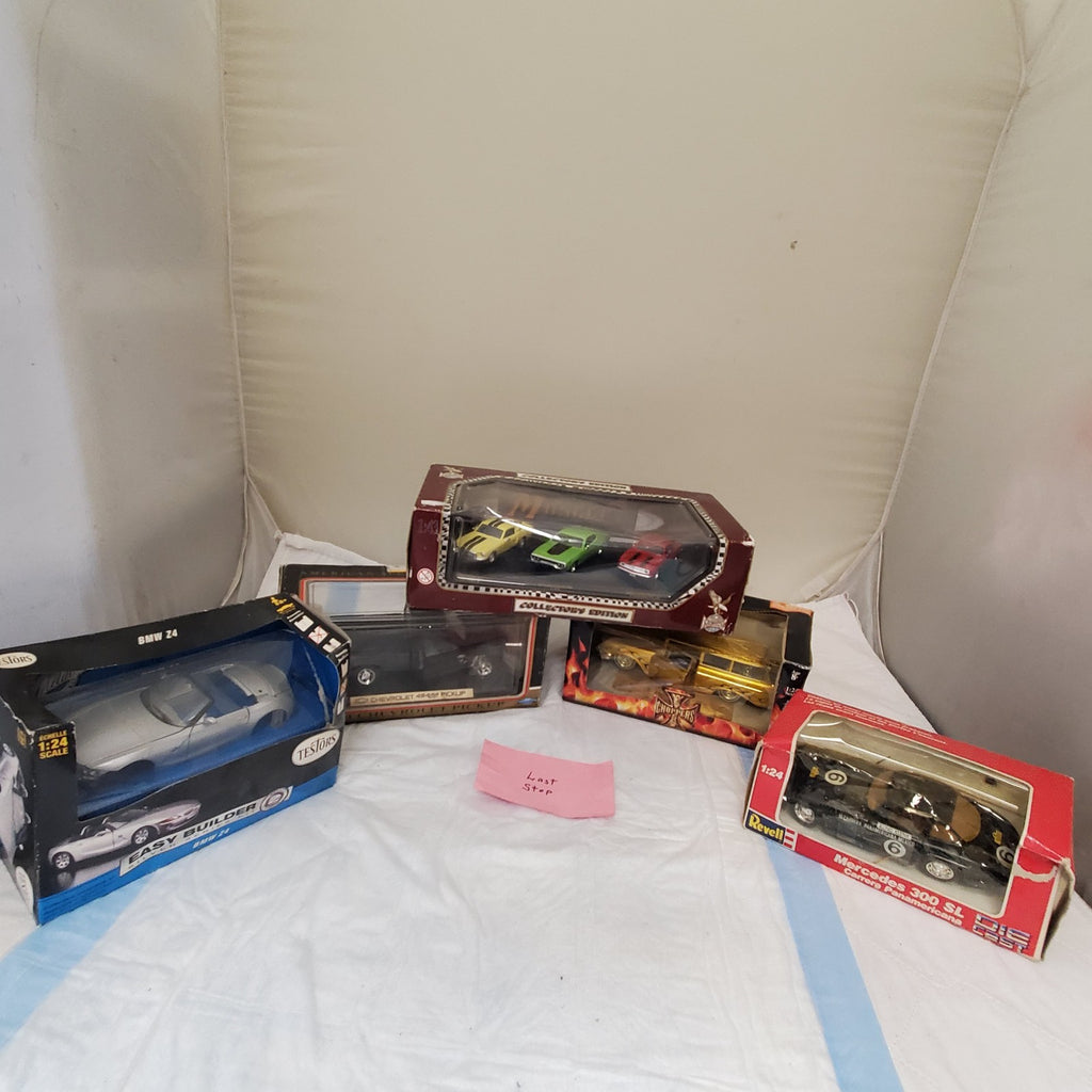 Testors Builder Silver Series, Chevrolet 454 SS, West Coast Choppers and Lot Car