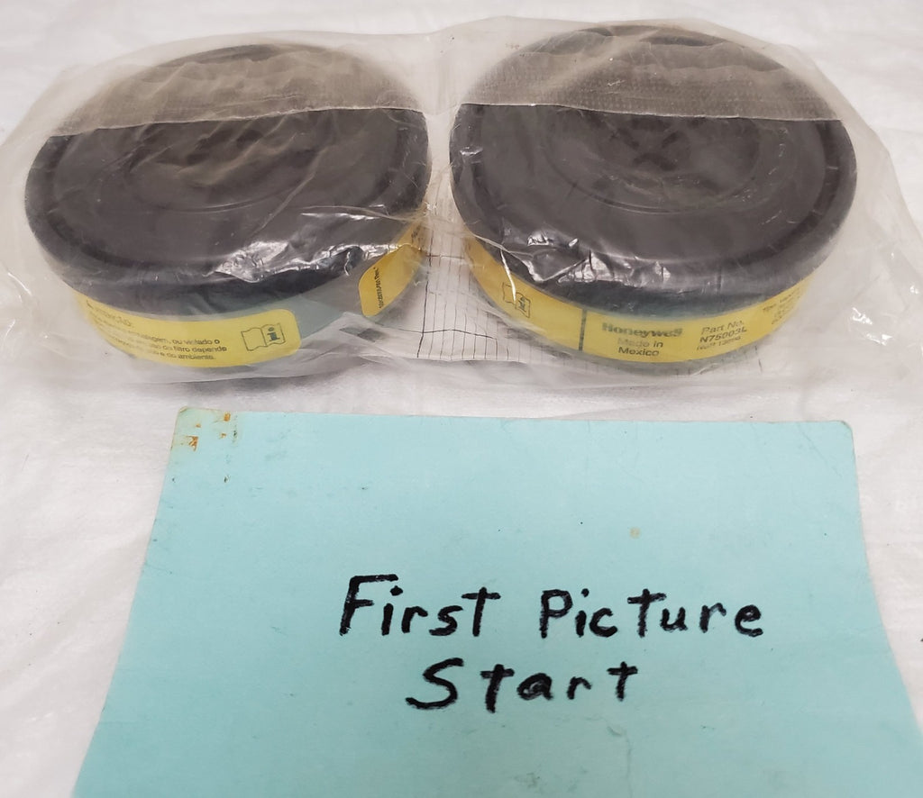 Pack of 2 Honeywell N75003L Survivair Respirator Combination Cartridge 2