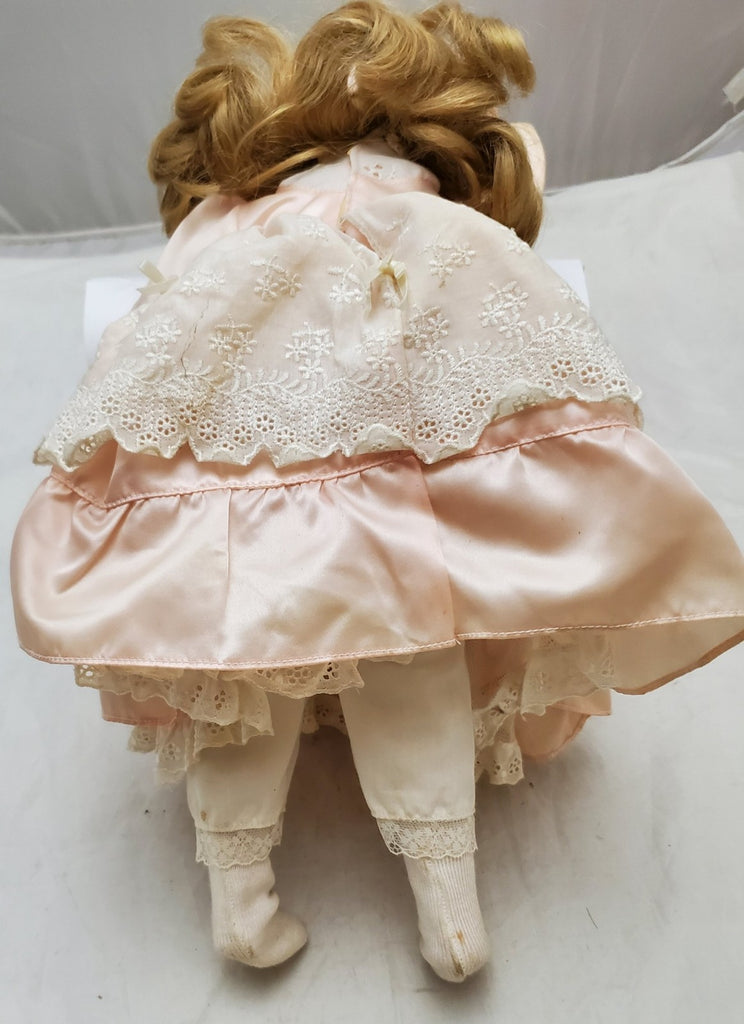 Vintage Gorham Sugar and Spice Suzanne Musical Porcelain Doll