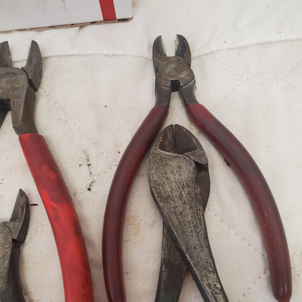 Lot of 6 Assorted Wire Cutters & Pliers LOT-837