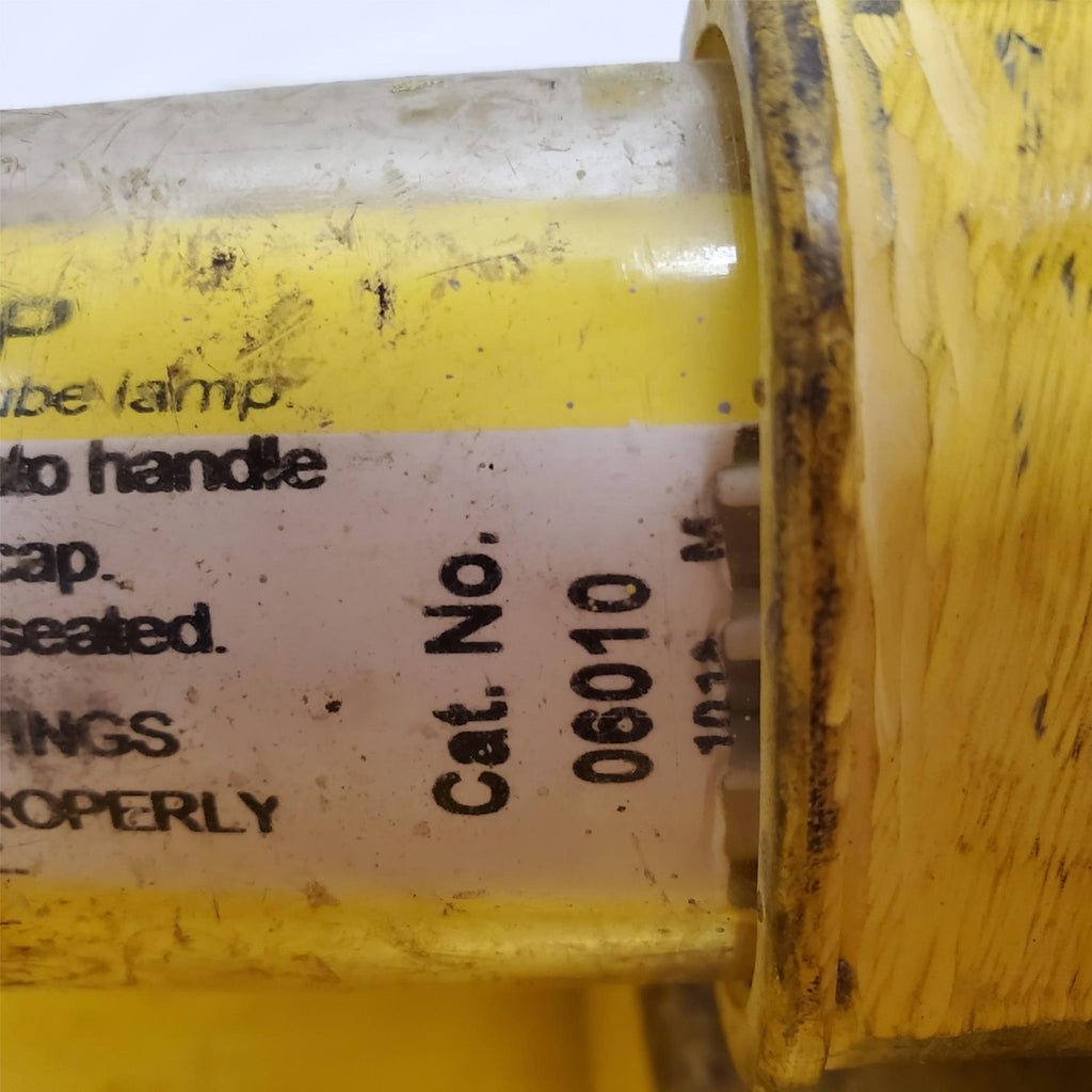 Woodhead Fluorescent Portable Handheld Work Light LOT-864