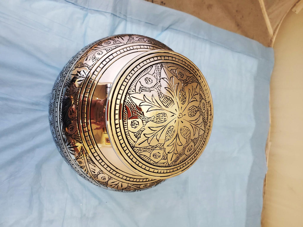 Modern Beautiful Design Handcrafted Urn for Human Ashes BA-629