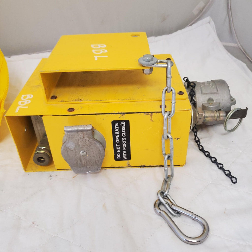 Clayton 3 Port Distribution Module for Electric DustMaster Vacuum LOT-20