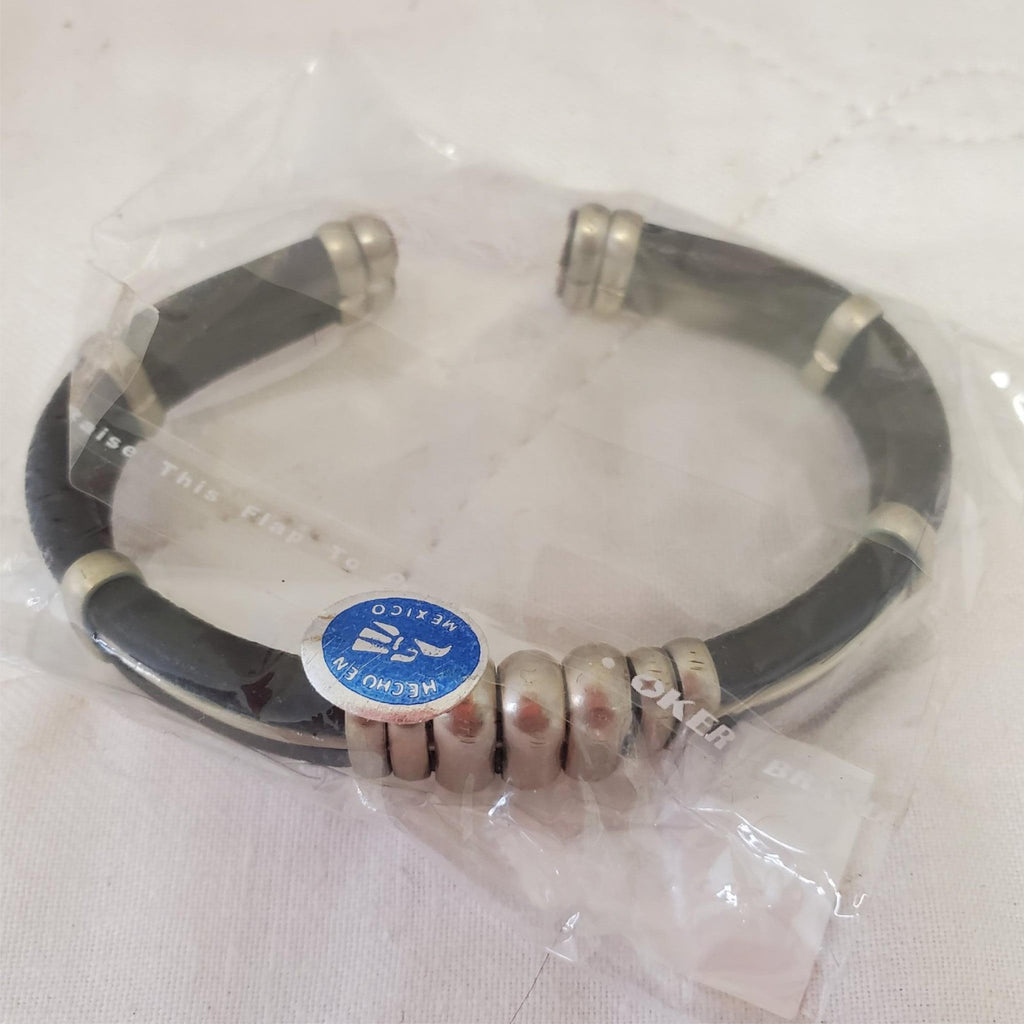 Lot of 32 Silver Metal Black Leather Bracelet LOT-6