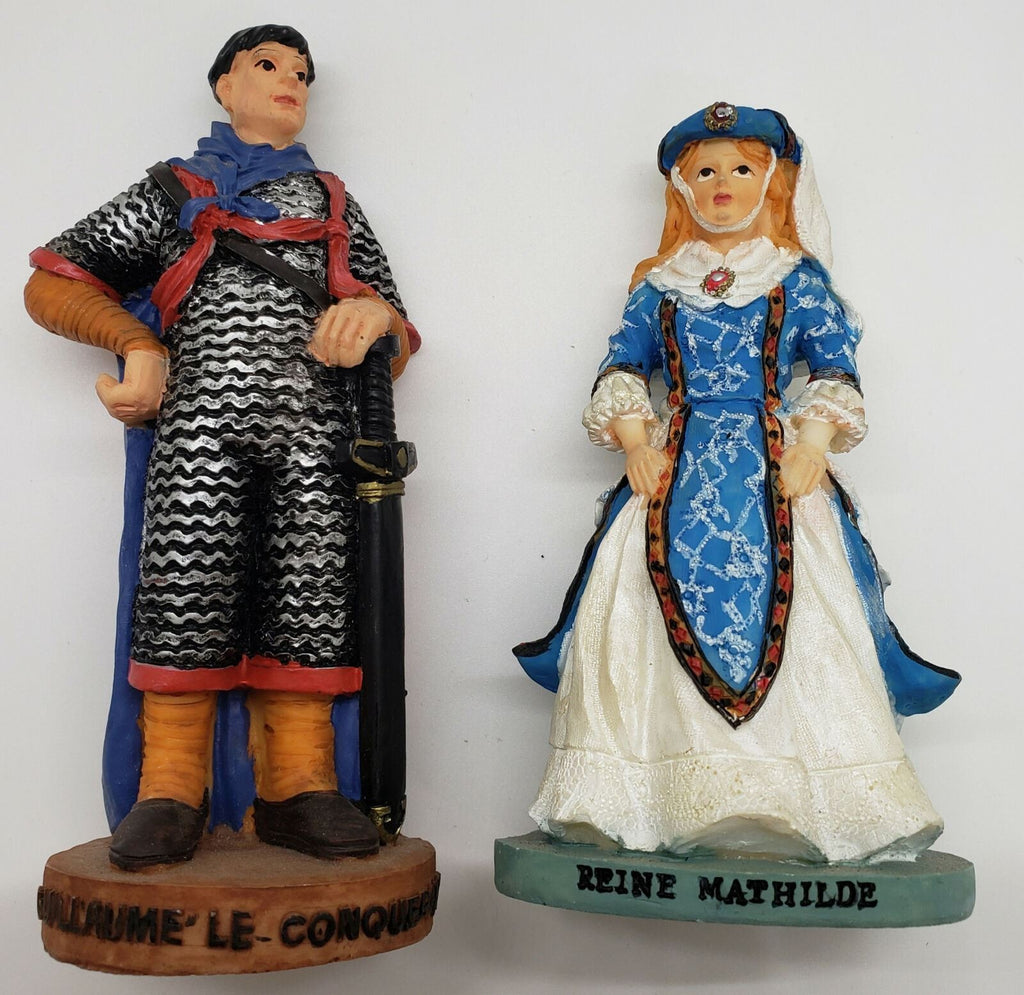 Lot of 2 Collicitble Figures Reine Mathilde & Guillaume Le Conquerant