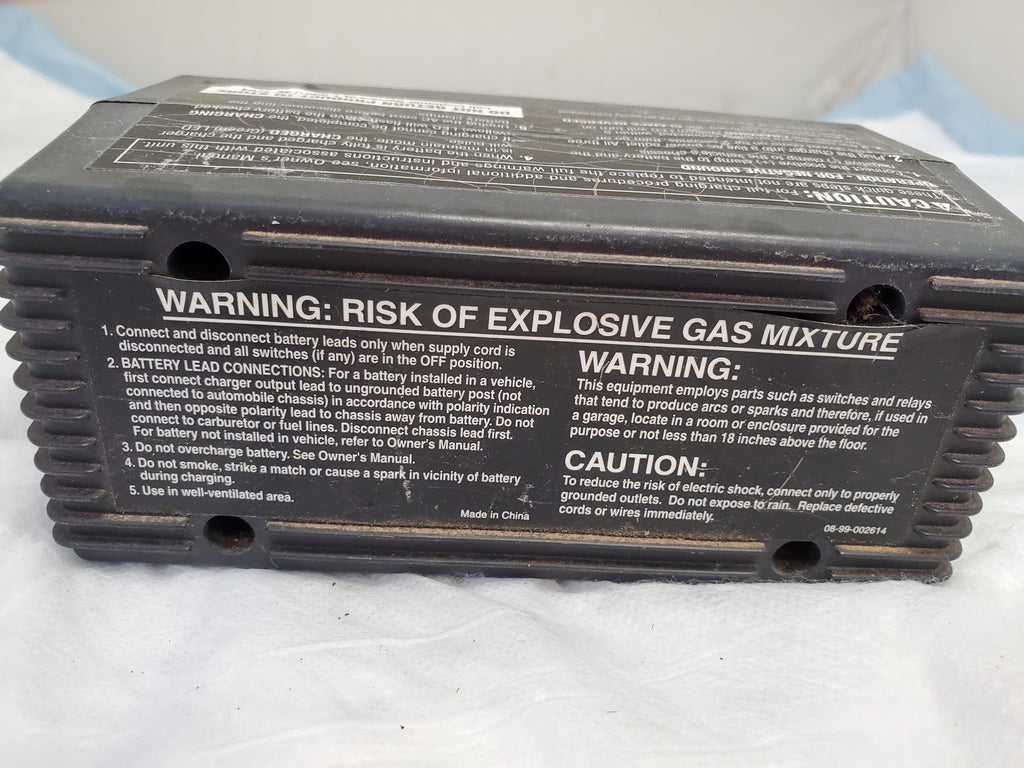 DieHard 71219 6/12V Shelf Smart Battery Charger and 2A Maintainer