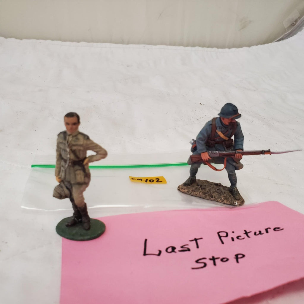 W Britain. Winston Churchill Sudan & King & Country Kneeling Soldier CM-102